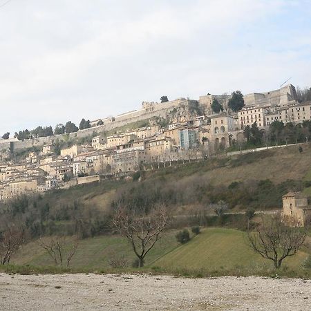 B&B La Collina Degli Ulivi Civitella Del Tronto Exterior photo